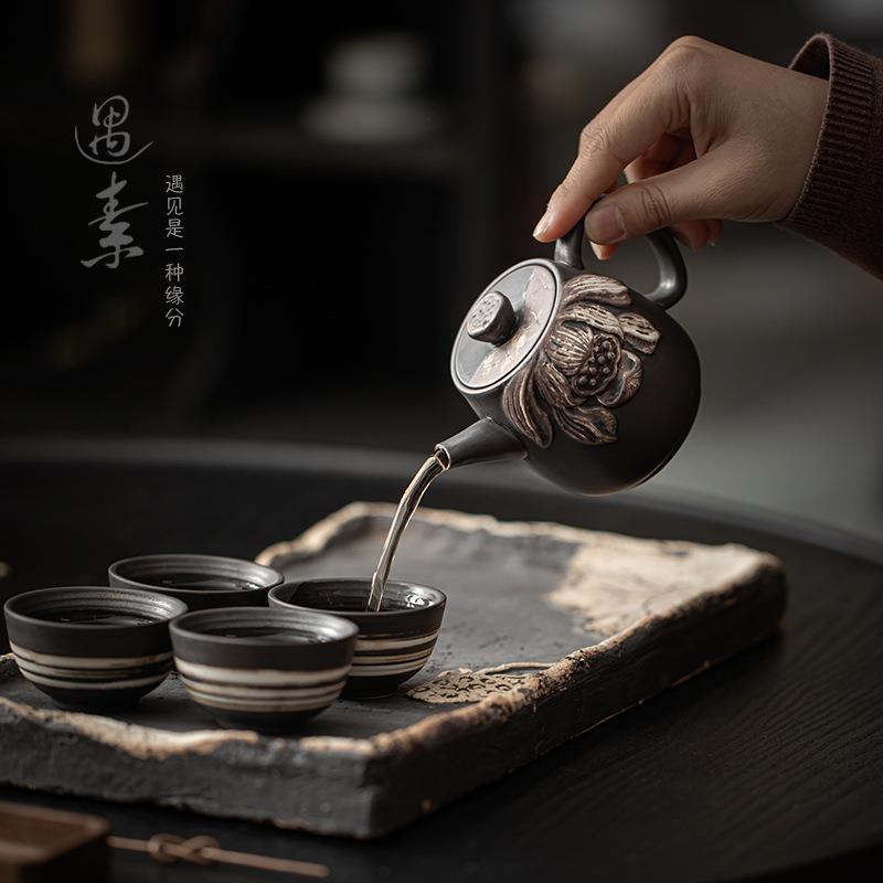 新款直销复古陶瓷茶壶家用带过滤泡茶壶家用功夫茶壶创意荷花茶水