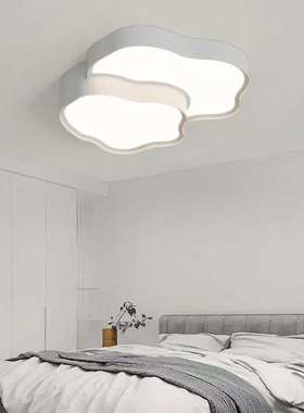 客厅灯2022年新款白色云朵房间灯创意现代简约大气大厅主灯吸顶灯