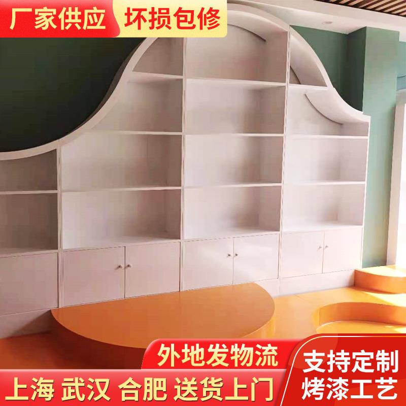 厂家供应烤漆异形展示柜烤漆异形模特地台服装橱窗展示架