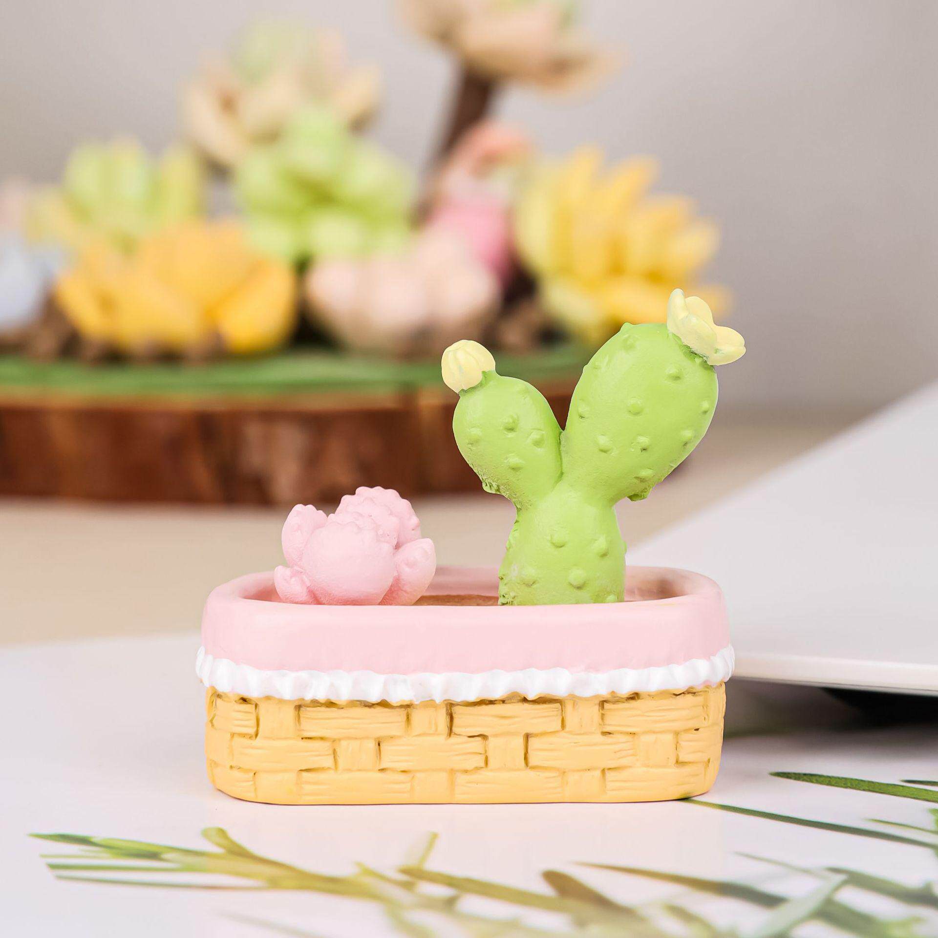 汽车摆件小花装饰品车载中控台摆设车内可爱花盆植物装饰盆栽公仔