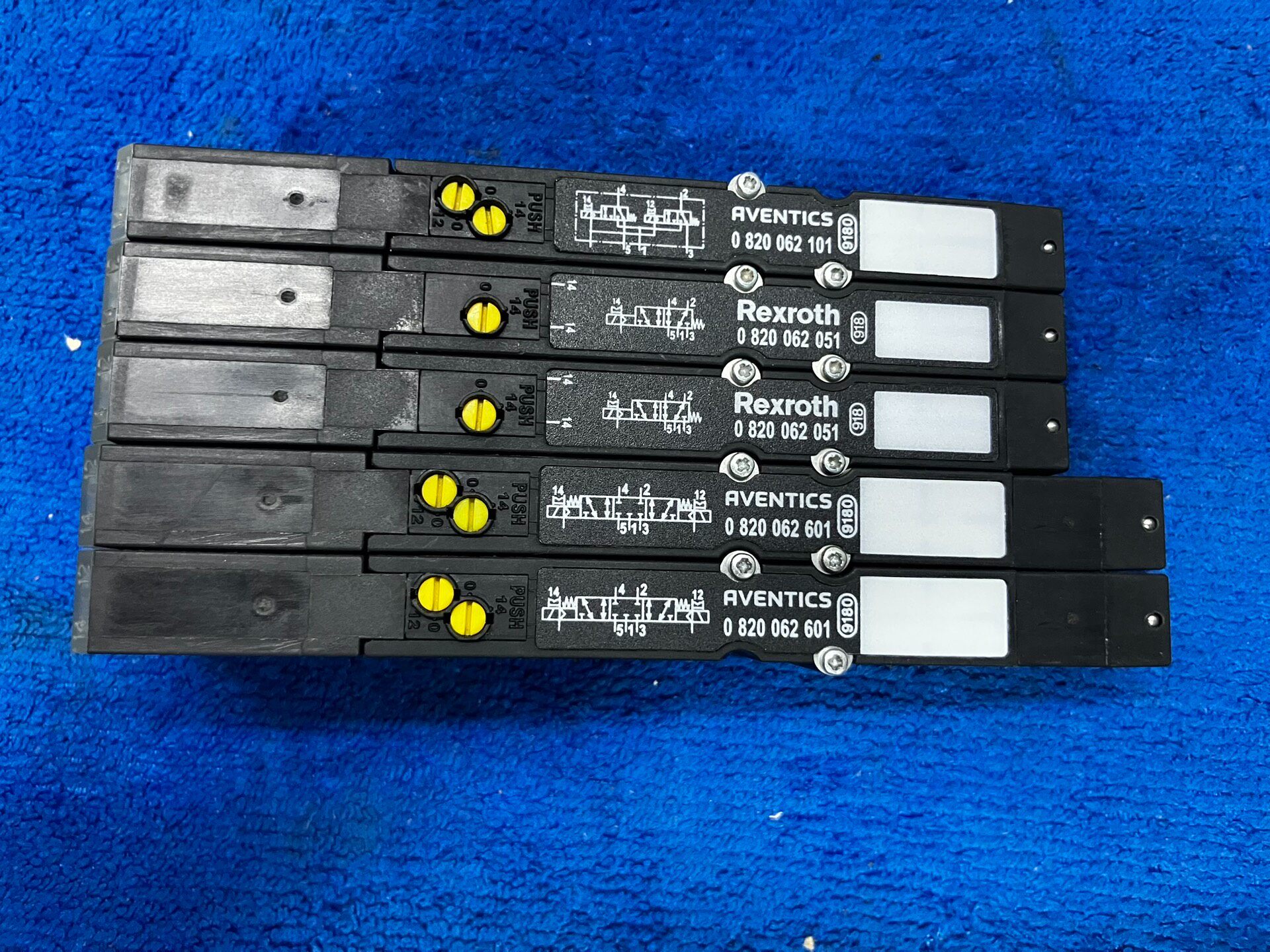 原装Rexroth力士乐 AVENTICS安沃驰电磁阀