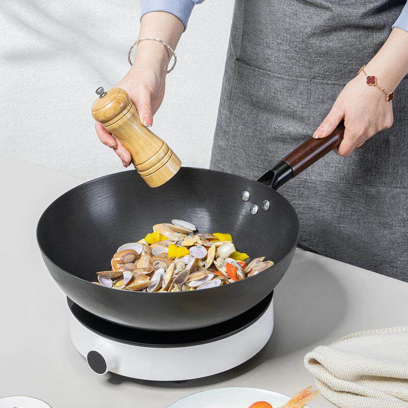 徳铂铁锅炒锅家用无涂层炒菜锅辅食精铁锅32CM平底炒锅不粘锅