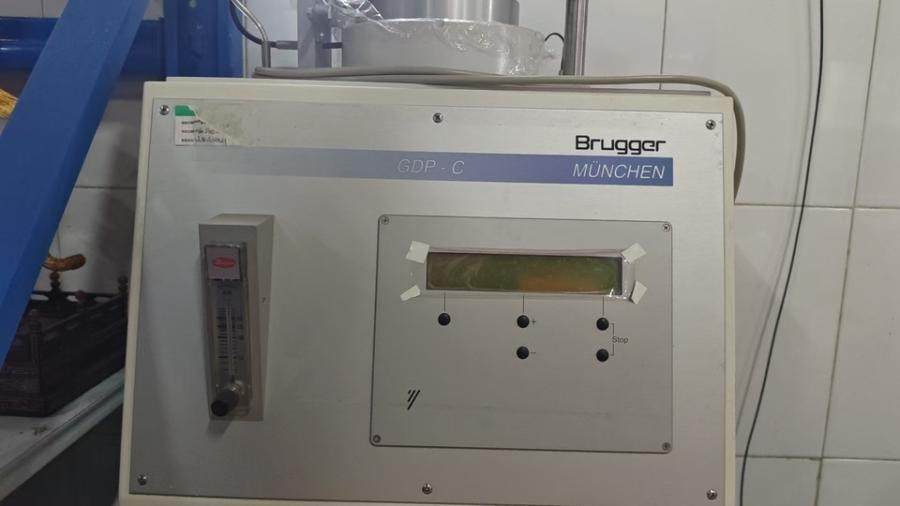 1月8日北京【京械8943】单位淘汰报废处置仪器设备一台网络拍卖公告