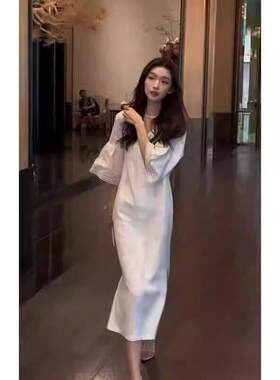 欧洲站春季女装2026新款小众设计气质长裙子法式高级感白色连衣裙