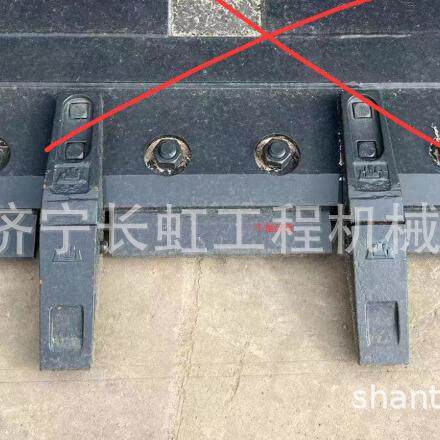 山推装载机SL50W-3配件：1455-82-00025tL55-B5斗齿