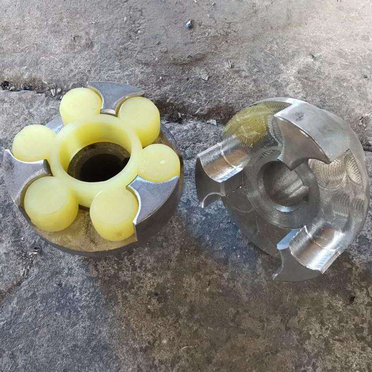 梅花联轴器电机水泵爪式弹性垫联轴器梅花形弹性联轴器ML梅花联轴