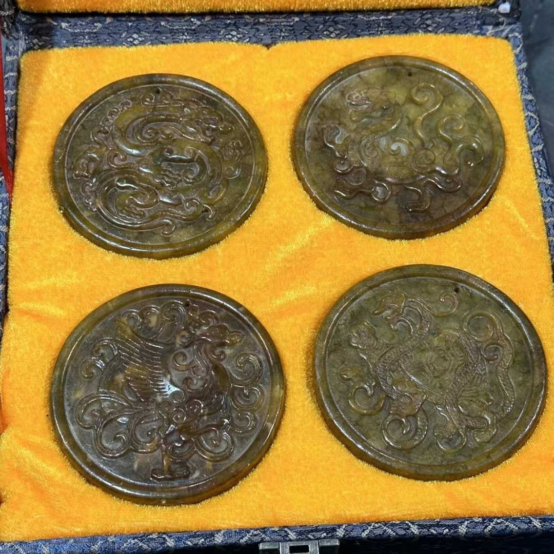 大量批发直播供货古玩仿古做旧工艺品岫玉雕刻龙凤龟瑞兽摆件套盒,家居饰品,装饰摆件,淘宝优惠券,粉丝福利购,淘宝优惠卷