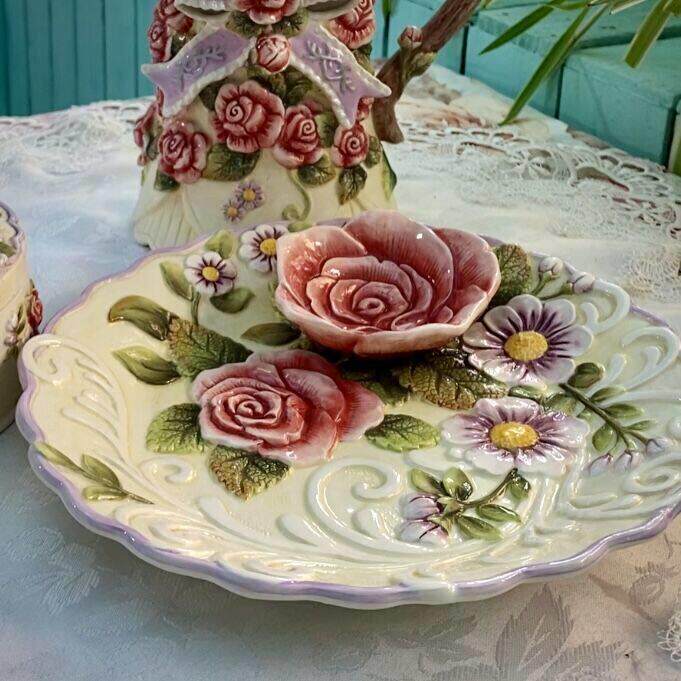 方亚品牌柔情玫瑰陶瓷酱料盘果盘饺子盘餐盘虾盘菜盘沙拉盘点心盘