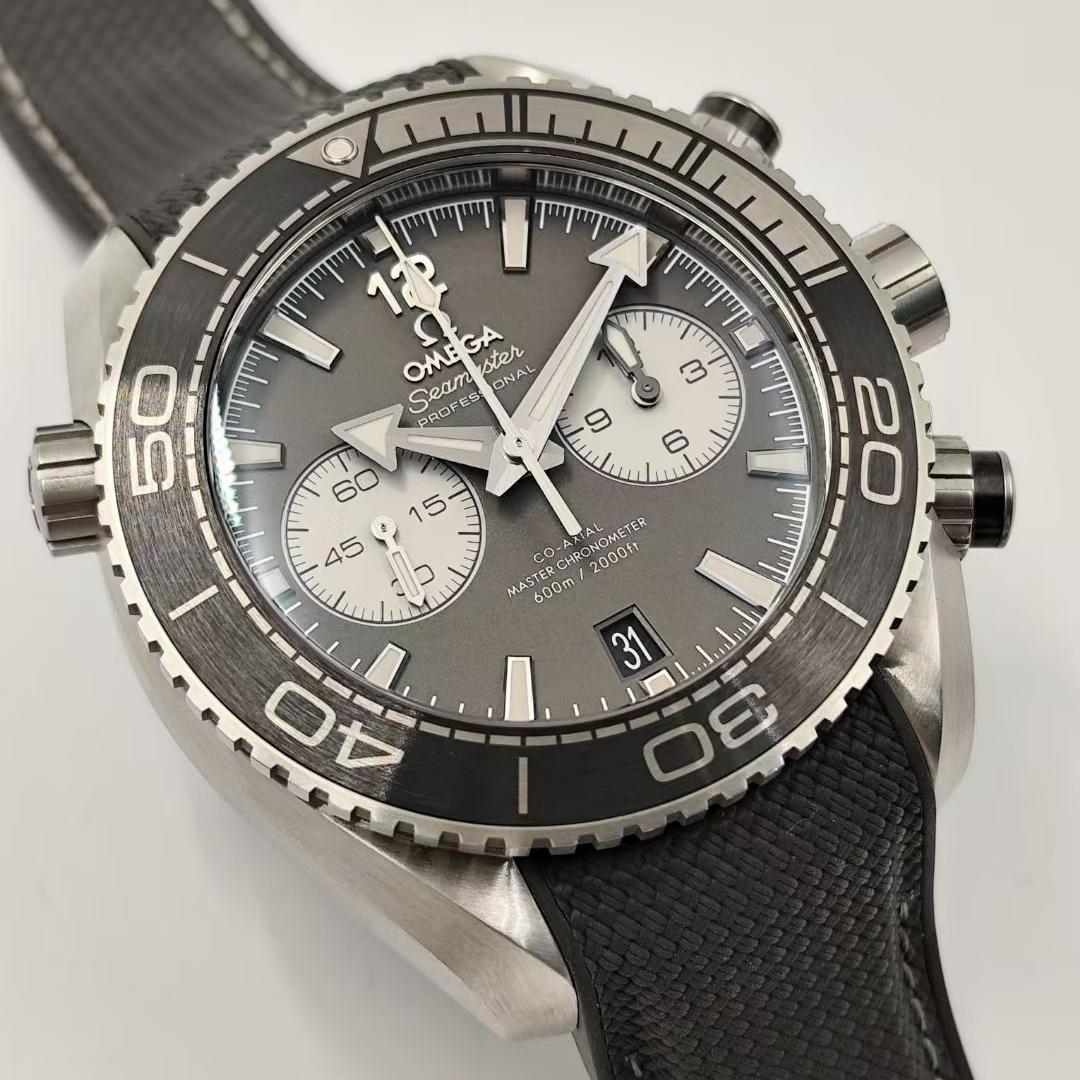 未使用99新45.5mm欧米茄海马215.32.46.51.01.004自动机械男手表