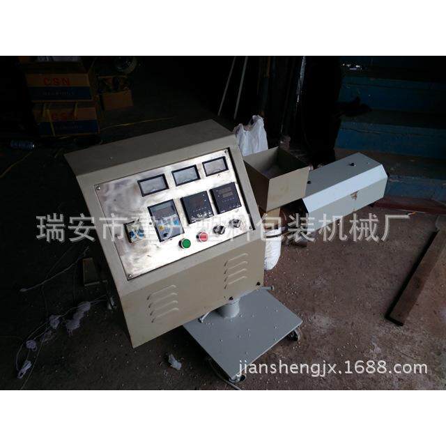 厂家大量生产供应自封袋挤骨机、红线机