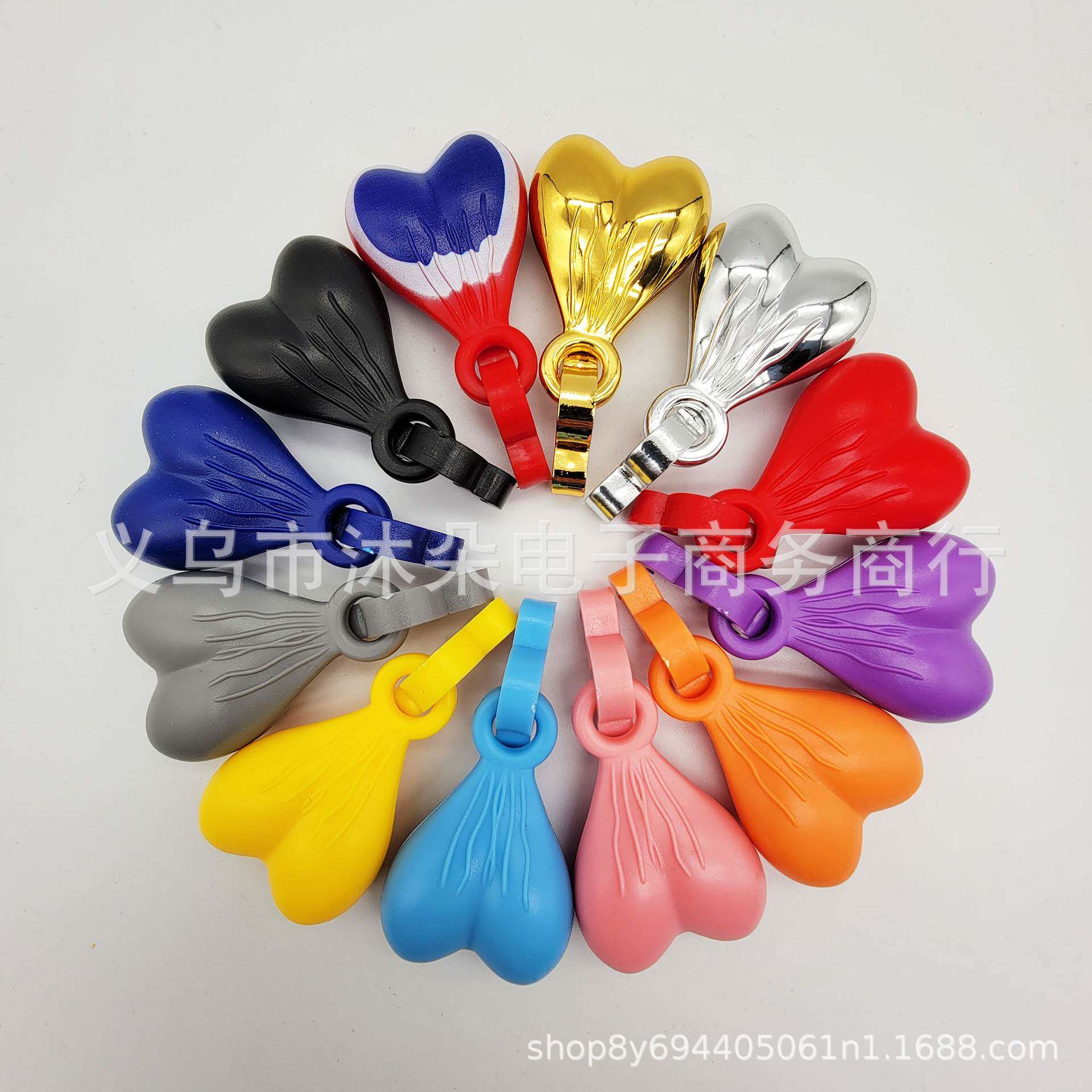 Crocs Nuts Balls圣诞节拖鞋吊饰拖鞋蛋蛋洞洞鞋蛋蛋挂饰