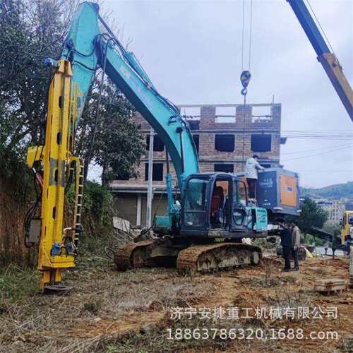 光伏地基挖改钻机加压式螺旋凿岩打桩机3米全液压挖坑钻孔机