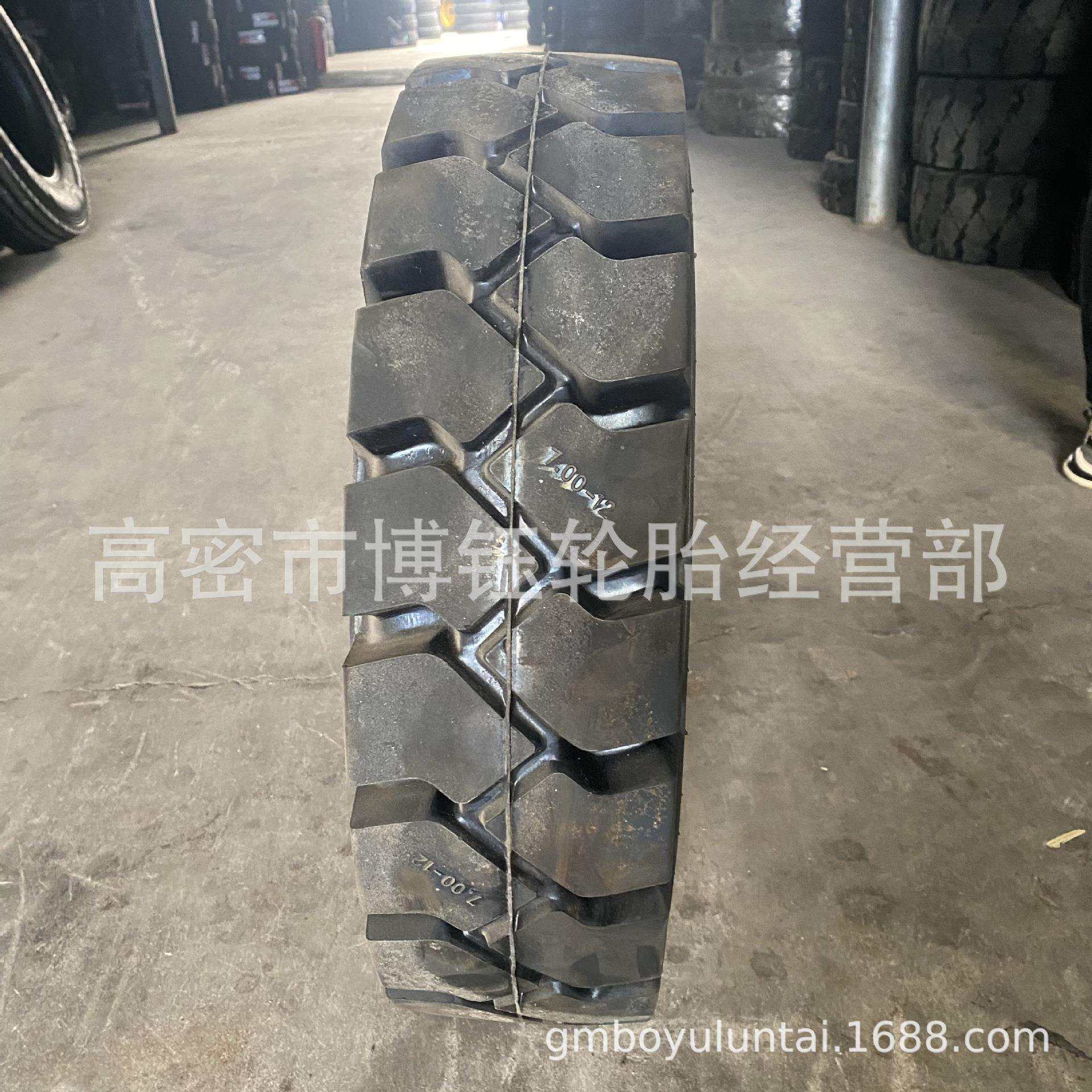 天马英文700-12实心工程叉车轮胎650-10 600-9 500-8 28×9-15