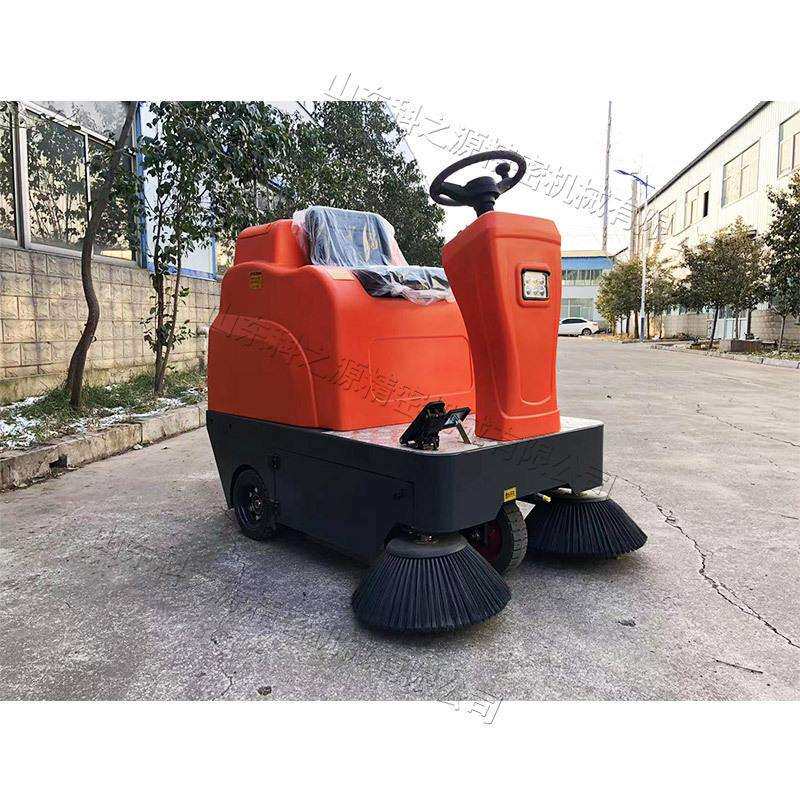 三轮驾驶式电动扫地车座驾式电动扫地车工厂车间游乐场扫地机器