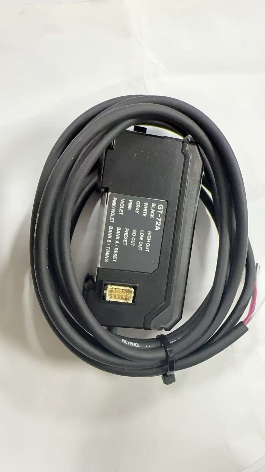 GT-72A 基恩士放大器 二手成色还可以如图，线长，配基恩