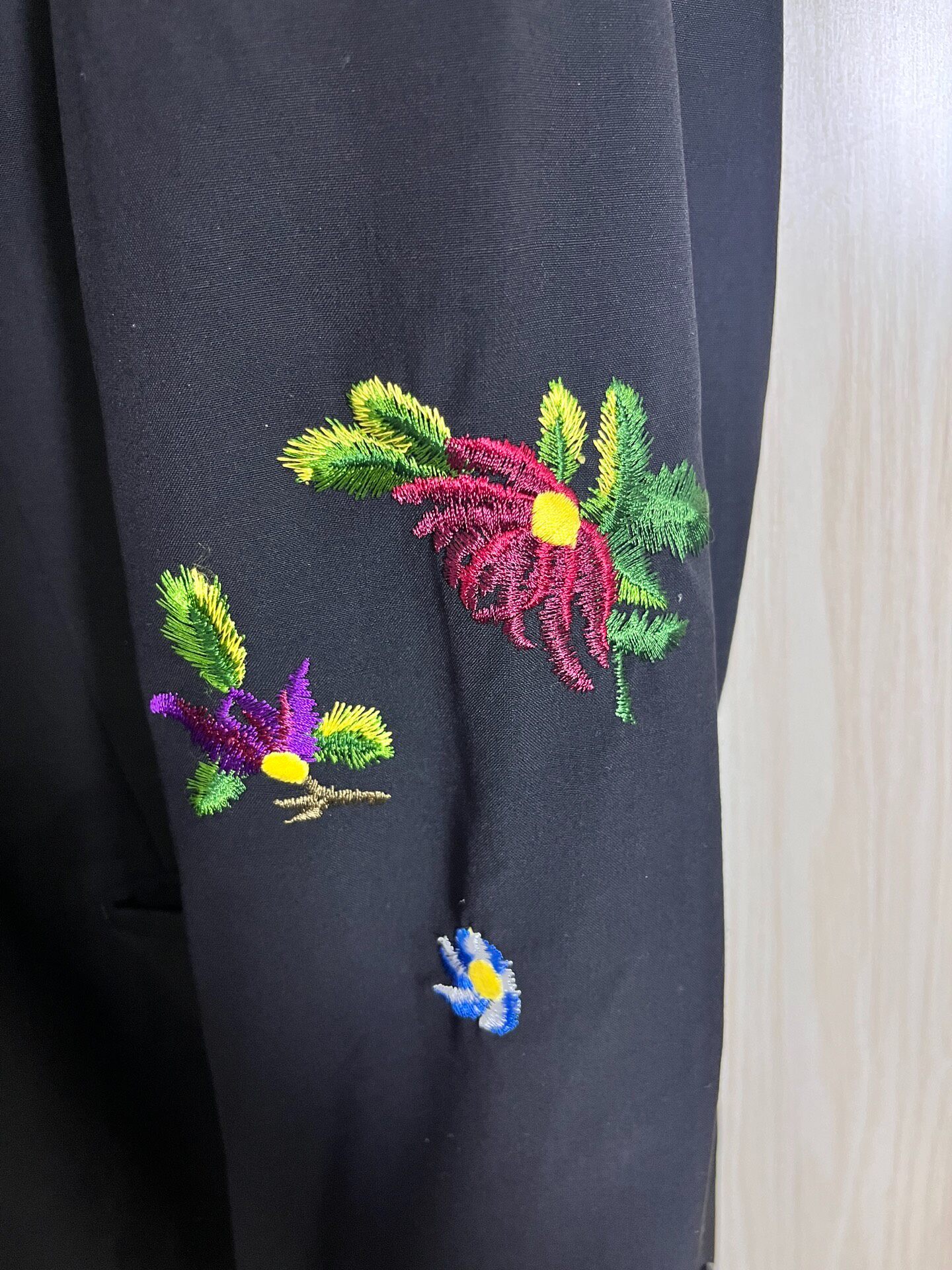 Yohji Yamamoto 93SS Floral Embroidery Blazer — front