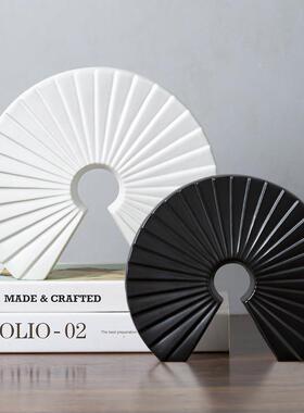 现代简约扇形摆件北欧客厅酒柜电视柜装饰品样板房新家工艺礼品摆