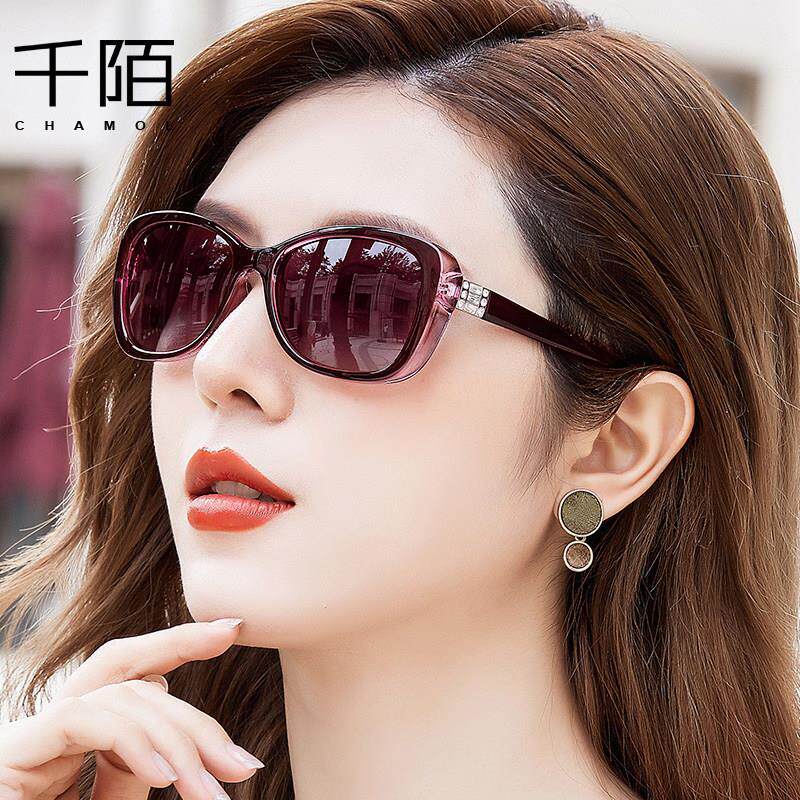 太阳眼镜女抗UV偏光太阳镜2025新款开 车专用眼镜老年人适合小脸