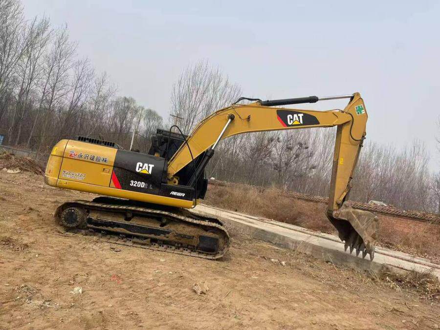 3月27日北京卡特320挖掘机网络拍卖公告