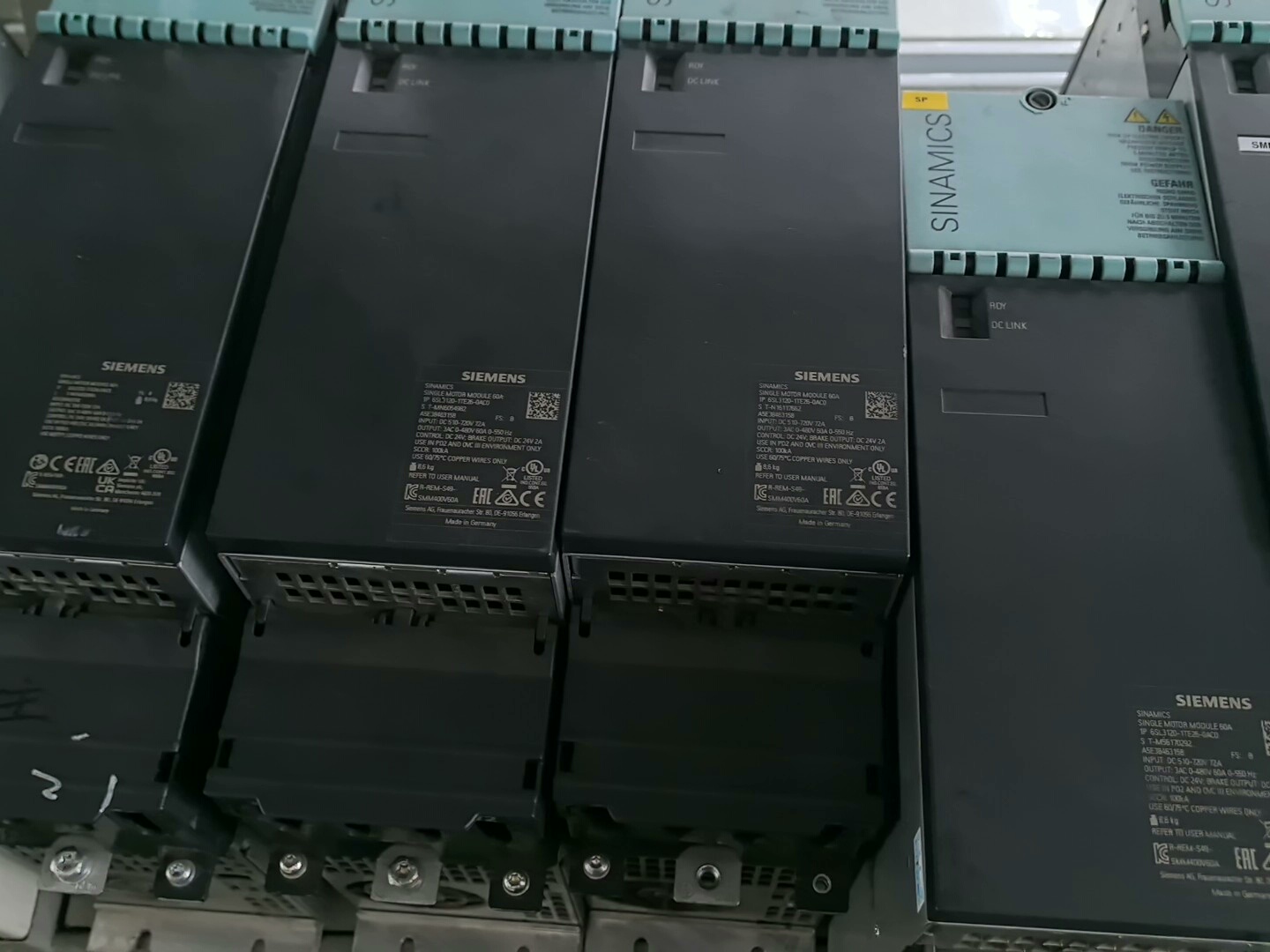 西门子 60A驱动器成色漂亮，测试好发货，