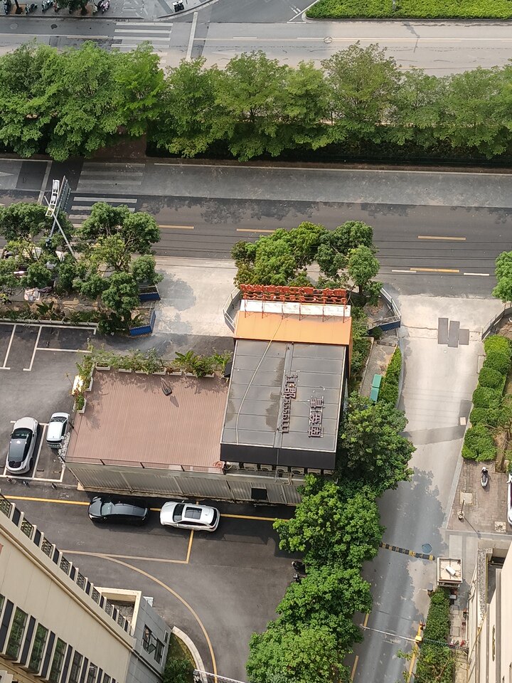 4月11日南宁某公司所有的住人集装箱及设备共14项网络拍卖公告