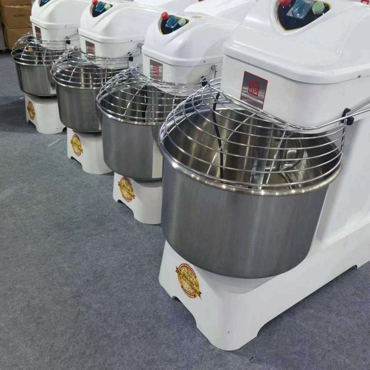 裕飞永强立式和面机商用20L30L40L升25斤双速双动大型搅拌机揉面