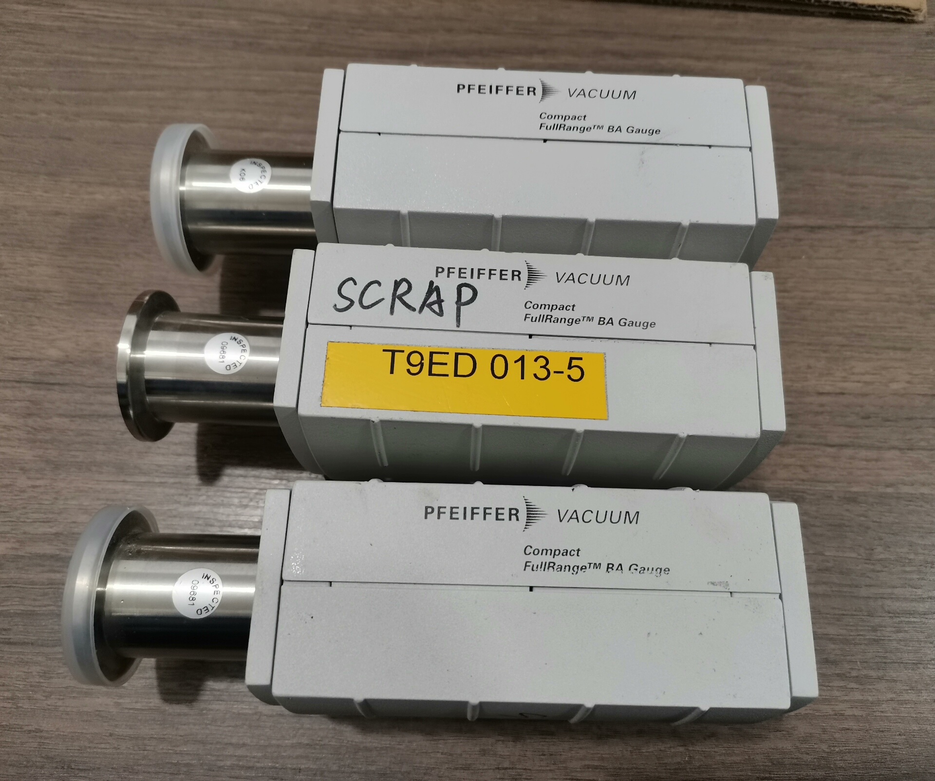 PFEIFFER VACUUM D-35614 PBR260