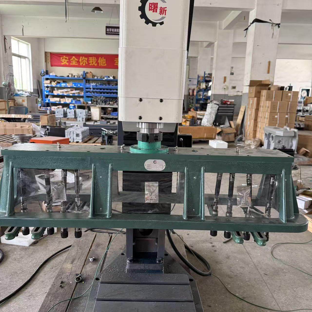 新款25/30方立柱双伺服钻攻一体数控钻床钢性好精度高打孔攻牙机