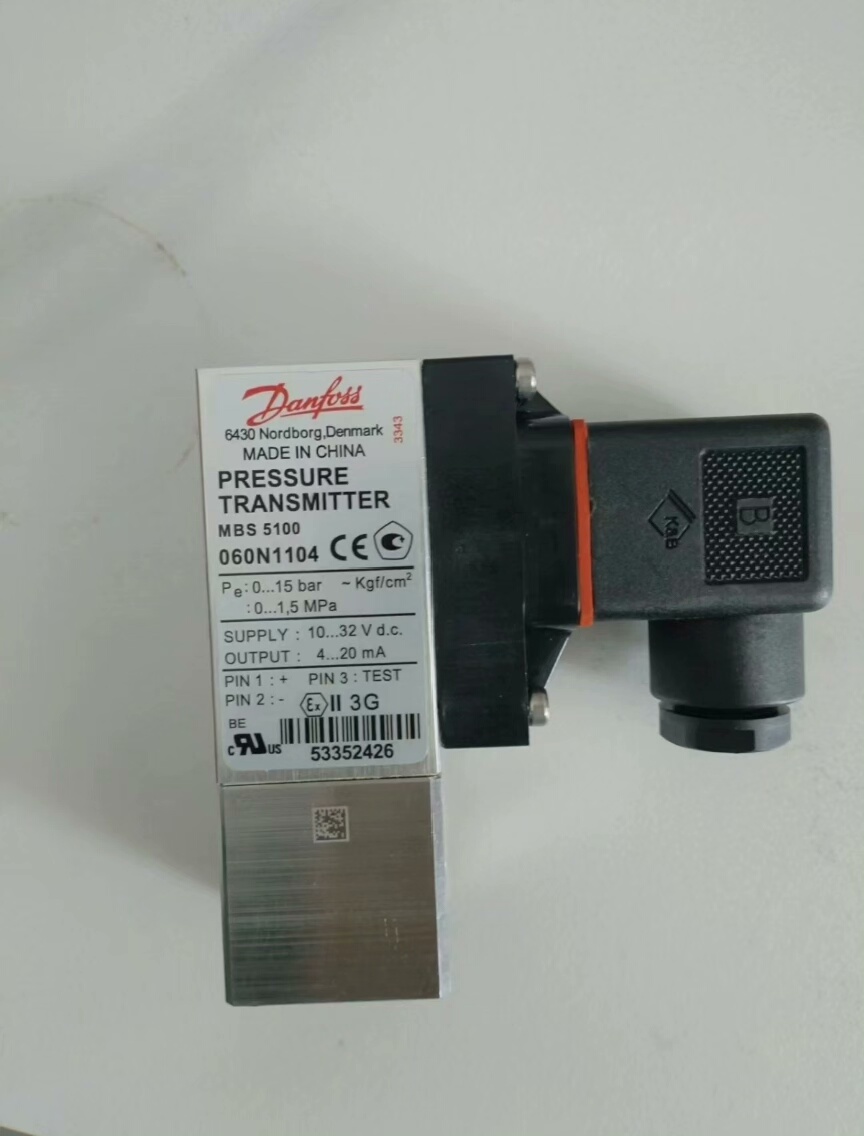 丹佛斯压力传感器060N1104  0-15bar全新原厂件