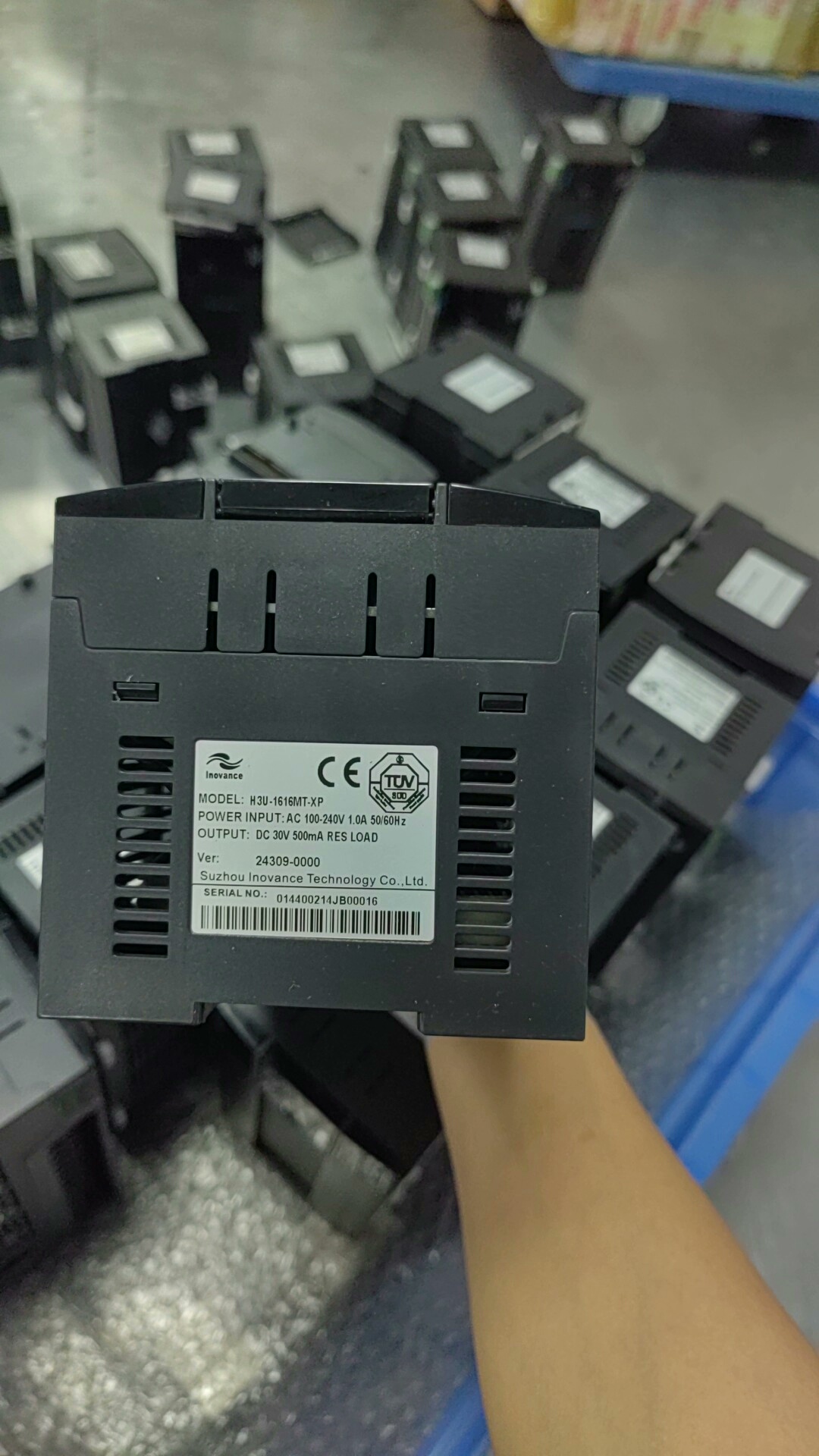 汇川PLC主机H3U-1616MT-XP，二手拆机。功能正常