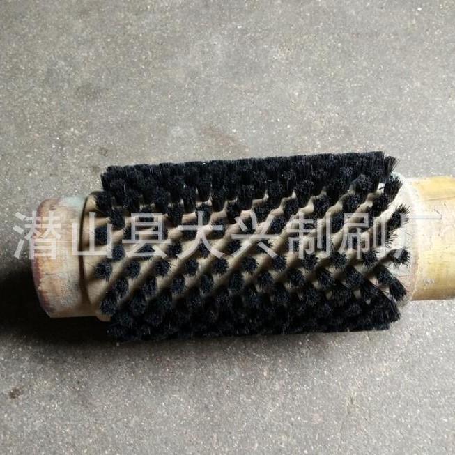 毛刷辊厂家加工工业清洗尼龙丝滚筒刷 圆形空心硬毛毛刷可定
