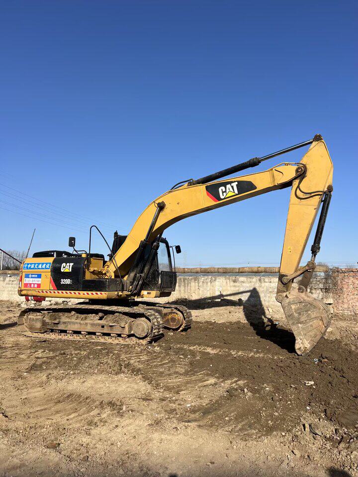 4月3日北京卡特320挖掘机网络拍卖公告