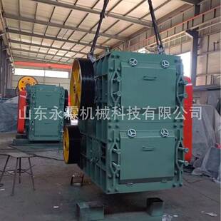 四辊对辊制砂机出料粒度均匀厂家直供量大直销