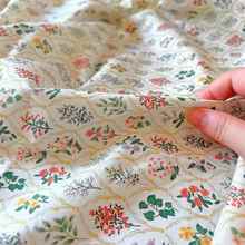 法式复古麻色绿植餐桌布面料圆形小花田园麻布2.8米幅宽