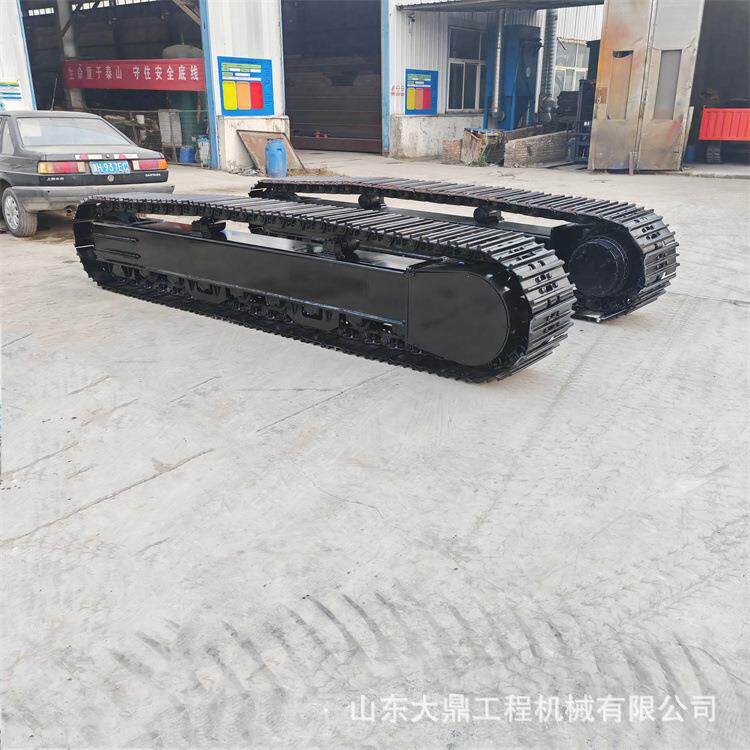 机器人履带底盘滑模机、扒渣机改装用遥控行走钩机底盘吨位可