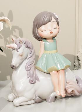 蓝色蜗牛勇敢的心少女雕塑艺术品装饰摆件创意礼物桌面展柜摆设