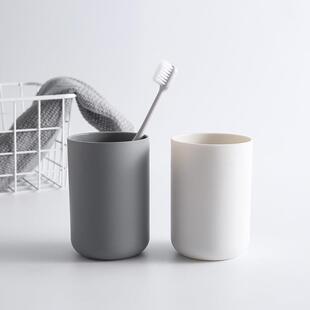 Japanese-style couple's rinsing cups, student dormitory toot