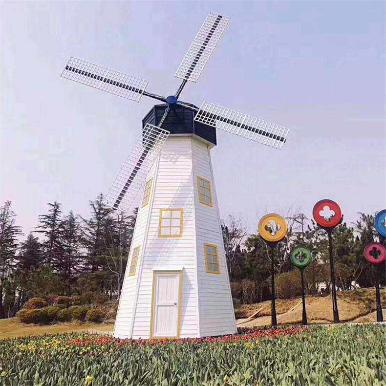 田园可旋转荷兰风车美陈 尺寸制作花海景观园林大型防腐木摆件装