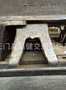 DA300*1000L橡胶护舷 DA型橡胶码头防撞条 船用靠泊防撞护舷