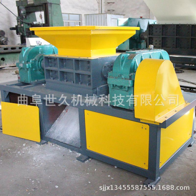 双轴破碎机废旧木材建筑模板木块大型工业垃圾固废垃圾危废垃圾