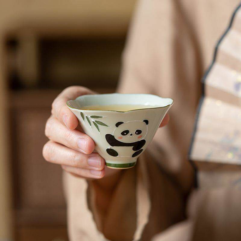 草木灰手绘熊猫主人杯单杯女斗笠杯功夫茶杯单个陶瓷品茗对杯