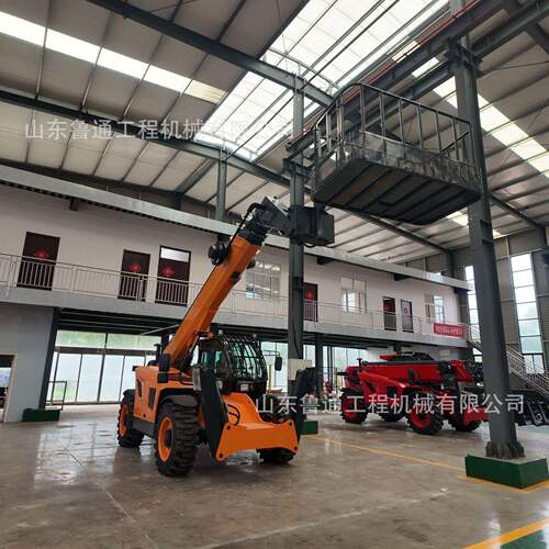 伸缩臂叉装车轮式叉装车空物料搬运多工程加长臂叉装车建筑农场