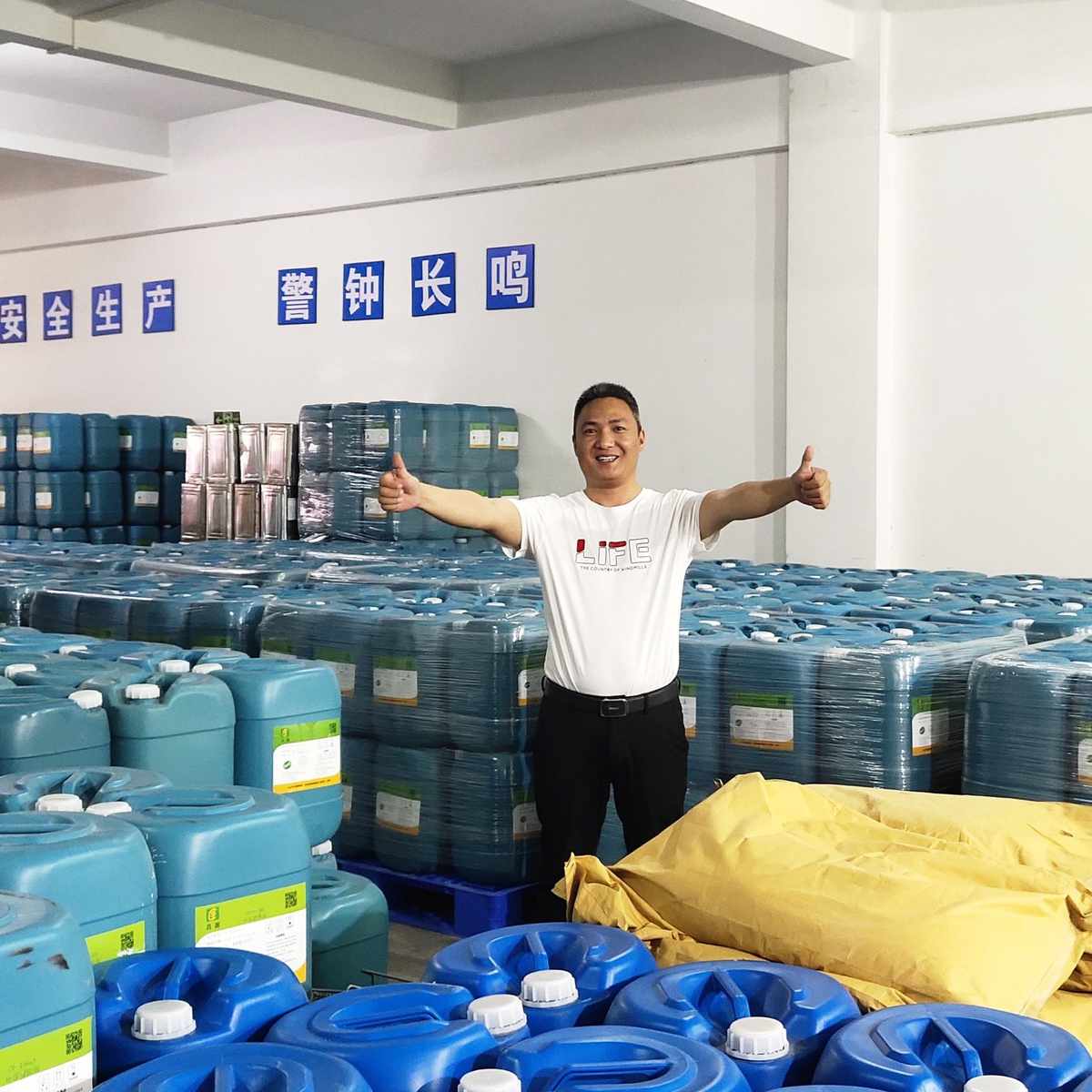 处理剂批发红铜表面包铜锈紫铜黄铜氧化抛光剂发黑绿通用厂家邮