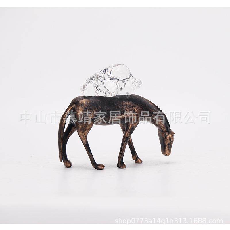 柜新中式现马代客背透明水晶树脂动物摆件厅茶几书博647.古架饰品
