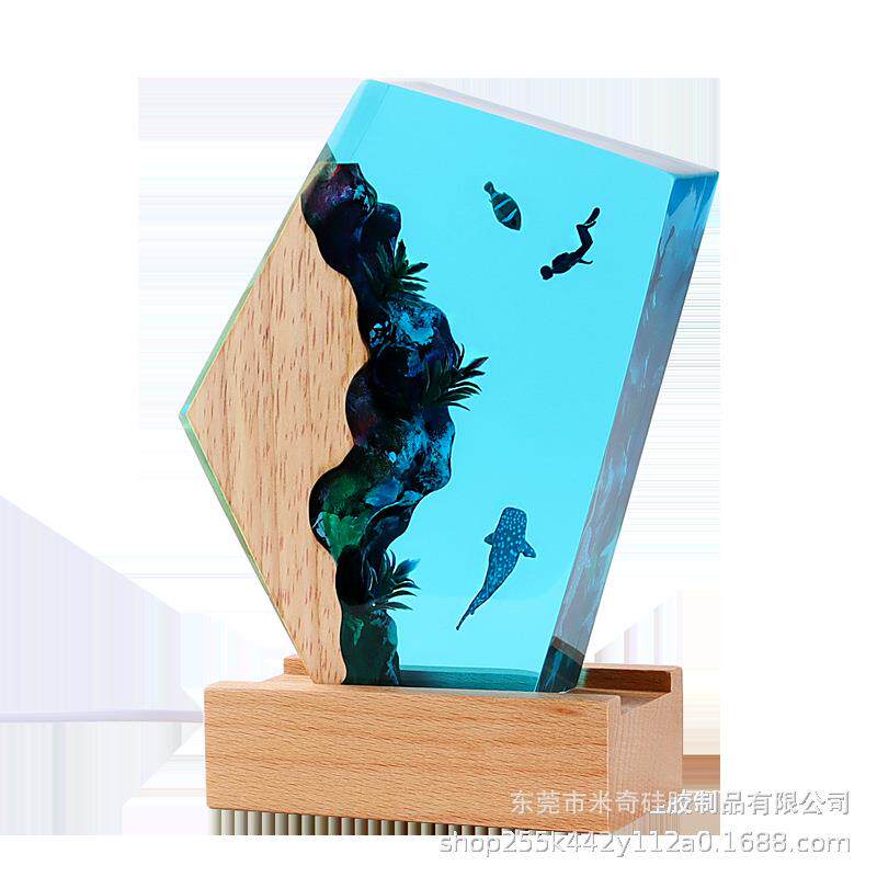 海洋微景观实木树脂灯摆件博物展览海龟潜水员手工制作树脂工艺品