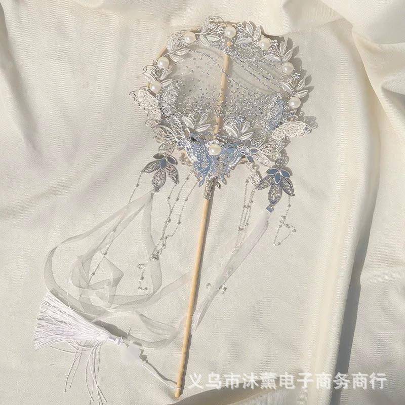 服古厂家直供 景区异形空豪华四孔白汉舞蹈拍摄团扇货装宫扇diy古