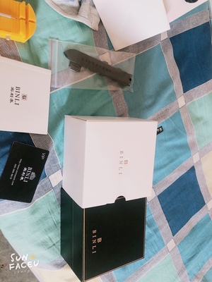 各位老友宾利手表是什么档次，带出去丢面子吗？