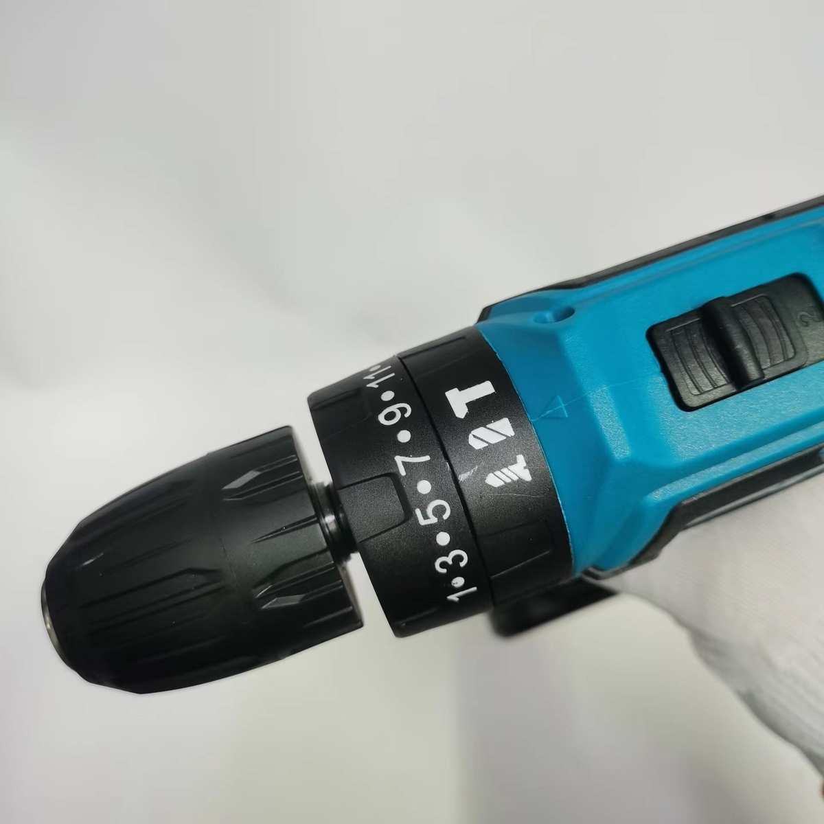 家用手电钻充电式电动螺丝刀小型手持多功能冲击钻家用套装