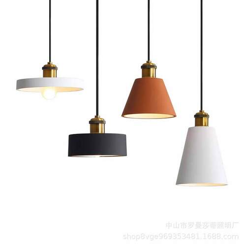 现代简约吧台餐厅三头小吊灯北欧工业餐桌饭厅灯卧室床头led灯具
