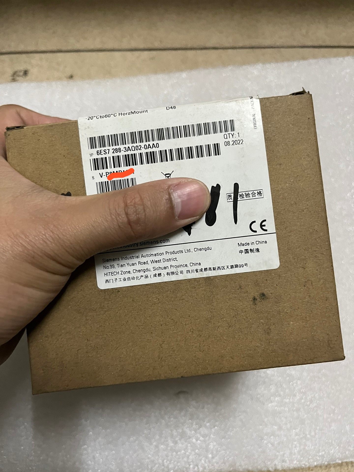 西门子288-3AQ02全新未拆封，原装正品，包装盒有字迹。